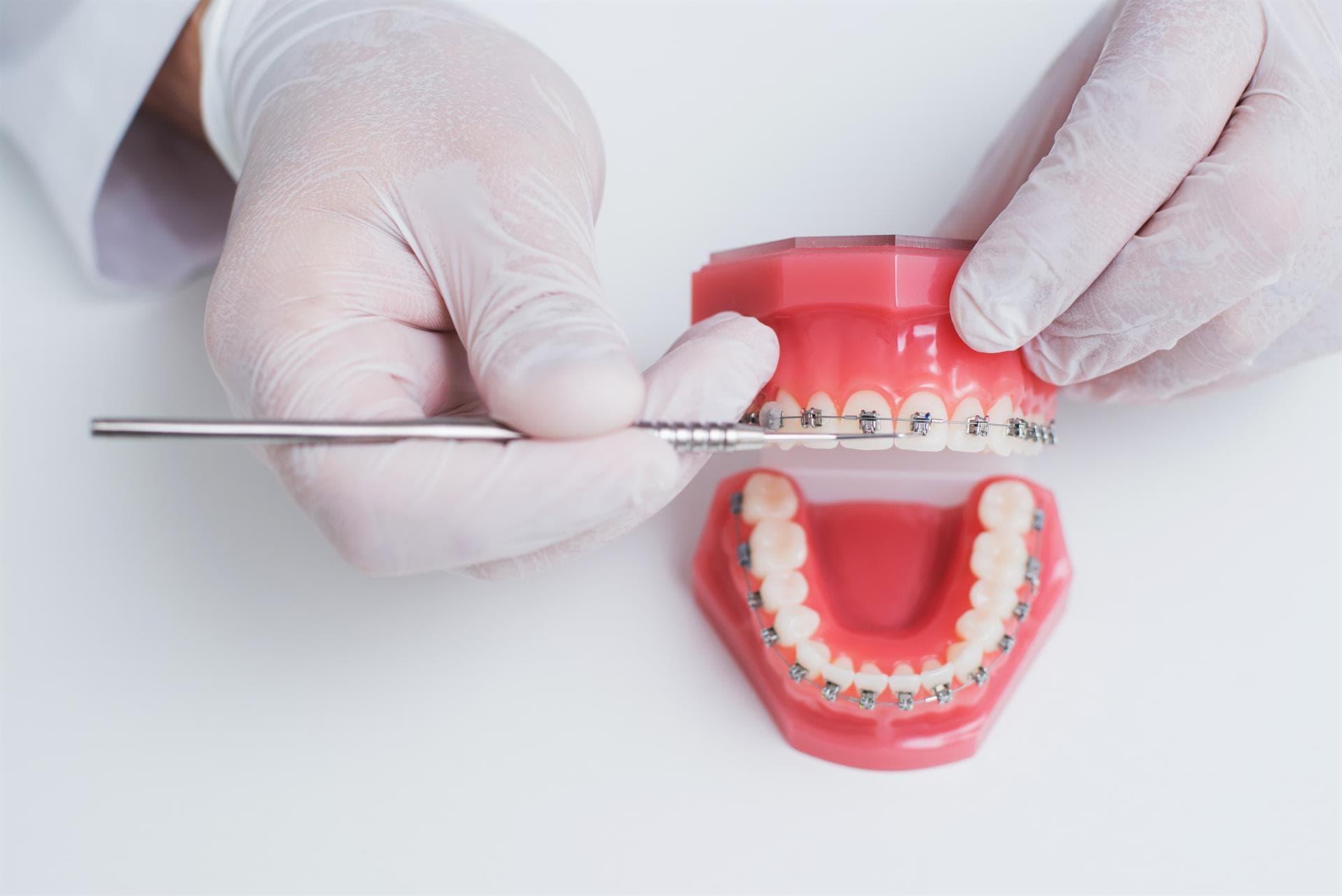 ¿Busca un dentista especializado en ortodoncias?
