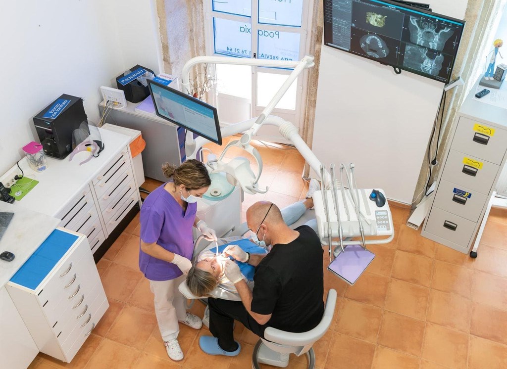 ¿Es la sensibilidad dental un síntoma de un posible problema?