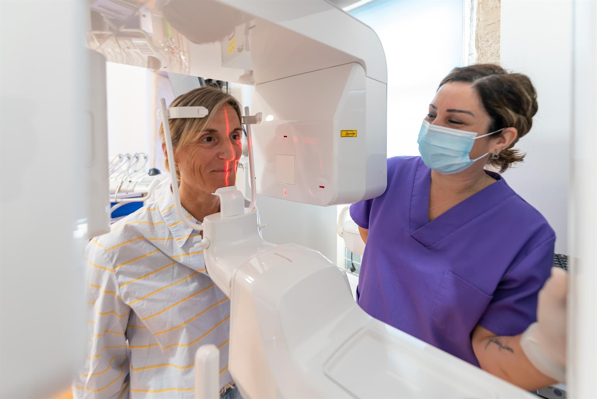 TAC dental 3D para el diagnóstico de precisión en la clínica dental de Muros
